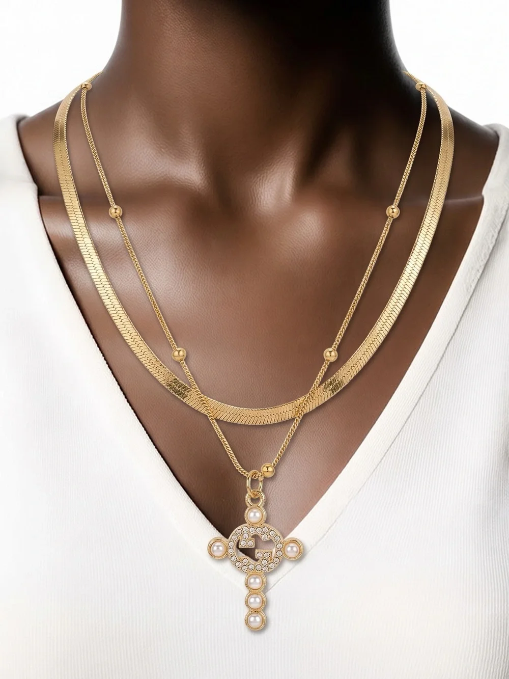 The Unbranded Brand chic layered